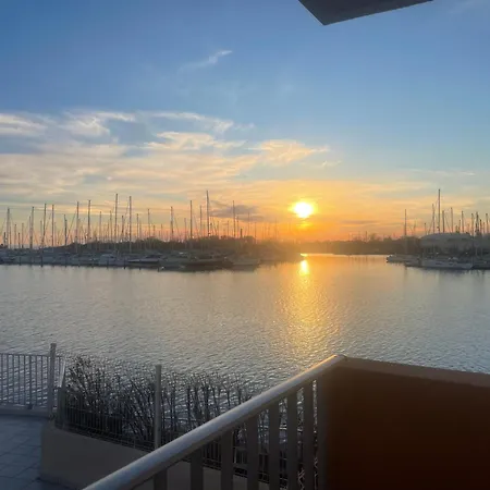 Апартаменти - Bellevue Agreable Toutes Saison 4 Couchages - Climatisation - Parking Prive - Piscine Sur - Vue Magnifique Et Rare - Situation Optimum - Les Argonautes - Ile Des Pecheurs - Cap D'agde