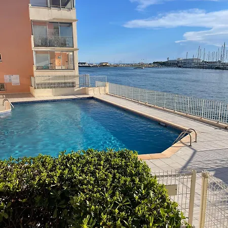 - Bellevue Agreable Toutes Saison 4 Couchages - Climatisation - Parking Prive - Piscine Sur - Vue Magnifique Et Rare - Situation Optimum - Les Argonautes - Ile Des Pecheurs - Cap D'agde アパート