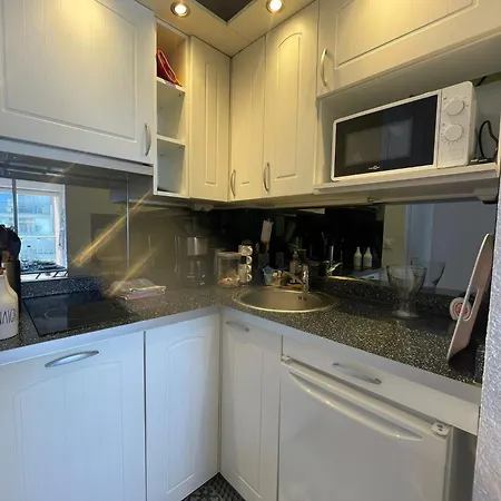 - Bellevue Agreable Toutes Saison 4 Couchages - Climatisation - Parking Prive - Piscine Sur - Vue Magnifique Et Rare - Situation Optimum - Les Argonautes - Ile Des Pecheurs - Cap D'agde Апартаменти Агд